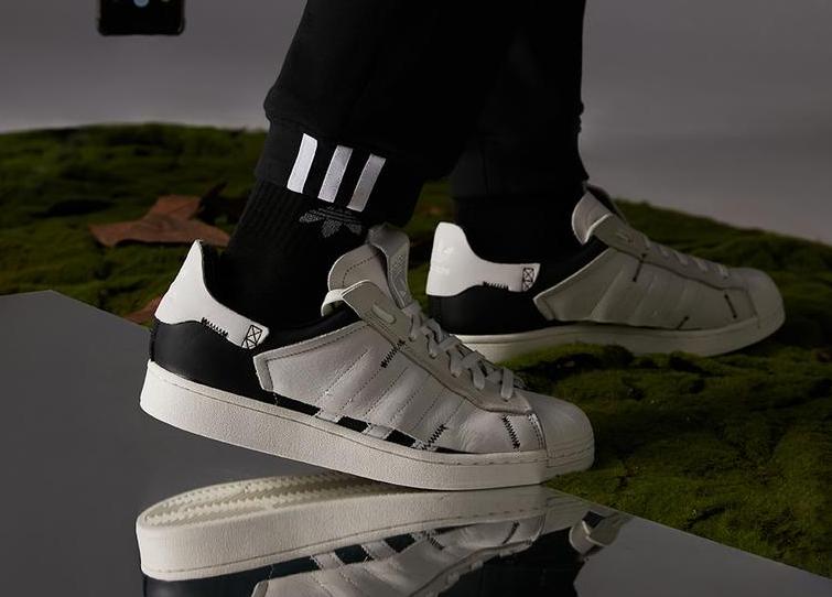 adidas带足弓支撑的运动鞋,adidas带有boost的篮球鞋