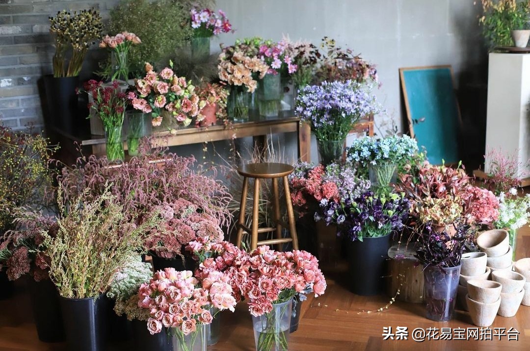 开花店必须知道的花语,开鲜花批发站点哪些点比较重要
