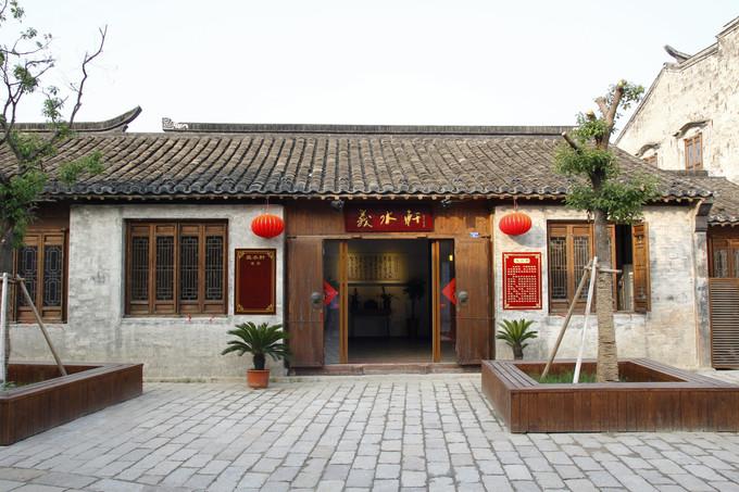 乌镇和周庄哪个周庄古镇值得去,周庄和乌镇哪个周庄一日游好玩