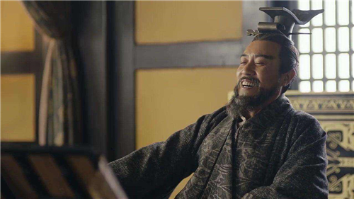 曹操为何一定要杀了吕布,曹操为什么要斩杀袁绍