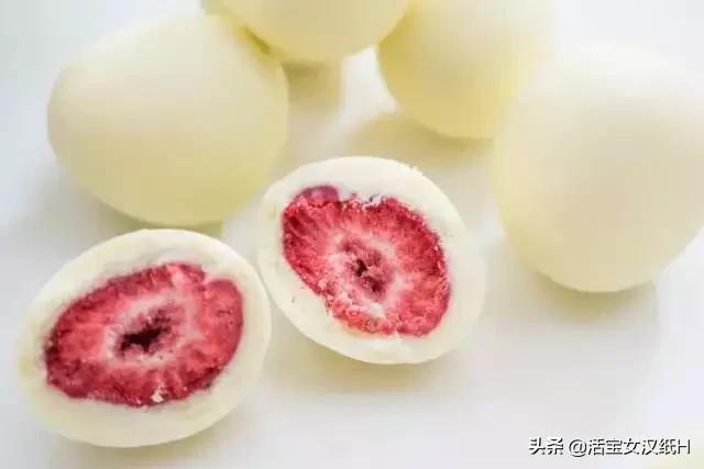 测评网红零食冰皮蛋糕 (网红测评各种好吃又颜值高的零食)