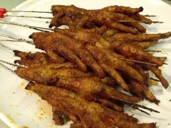 那些不肯去汉阳的，告诉你们！太没口福了！不服来战