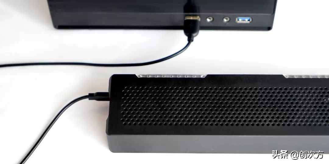 便携式蓝牙音箱超级快充,超大音量蓝牙音箱usb