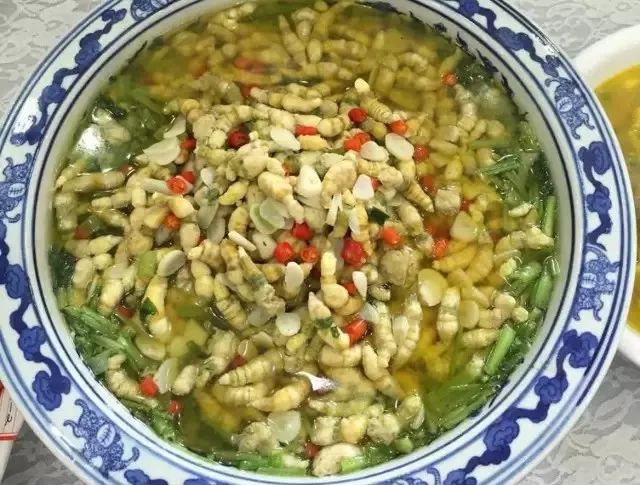 朋友分享的令人崩溃的家乡土特产？吃过3种以上，请收下我的膝盖