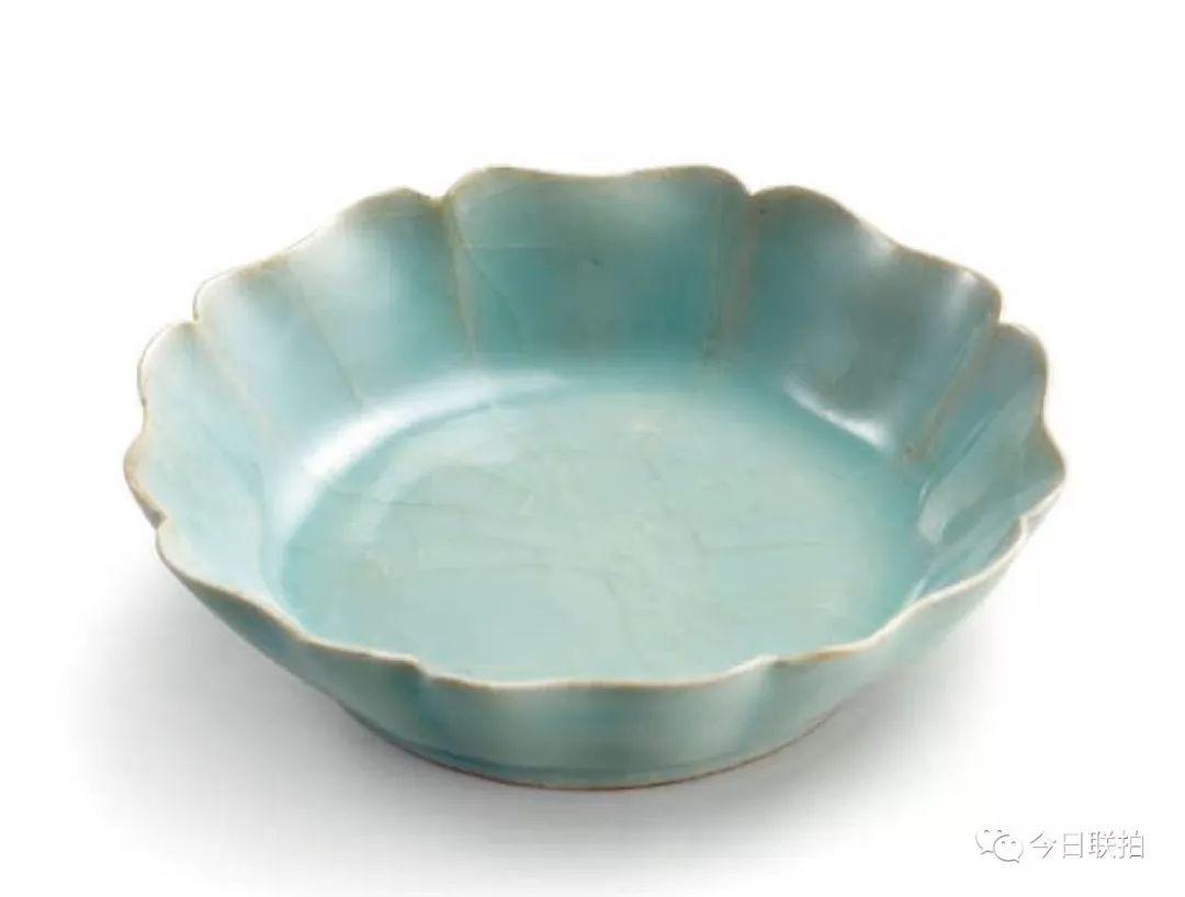 苏富比2018年拍卖乾隆珐琅彩宫碗,2018年拍卖的乾隆炉钧釉瓷器