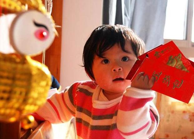 怎样才能阻止孩子乱花钱,怎么教孩子省钱不乱花钱