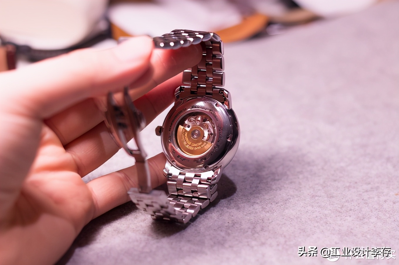 康斯登男表fc-303,康斯登fc303机芯