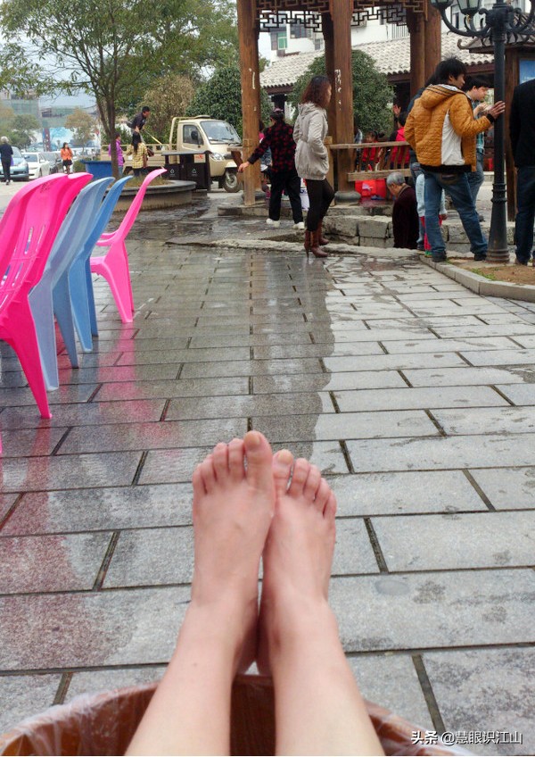 万人泡温泉吉尼斯纪录,宜春温汤泡脚的地方