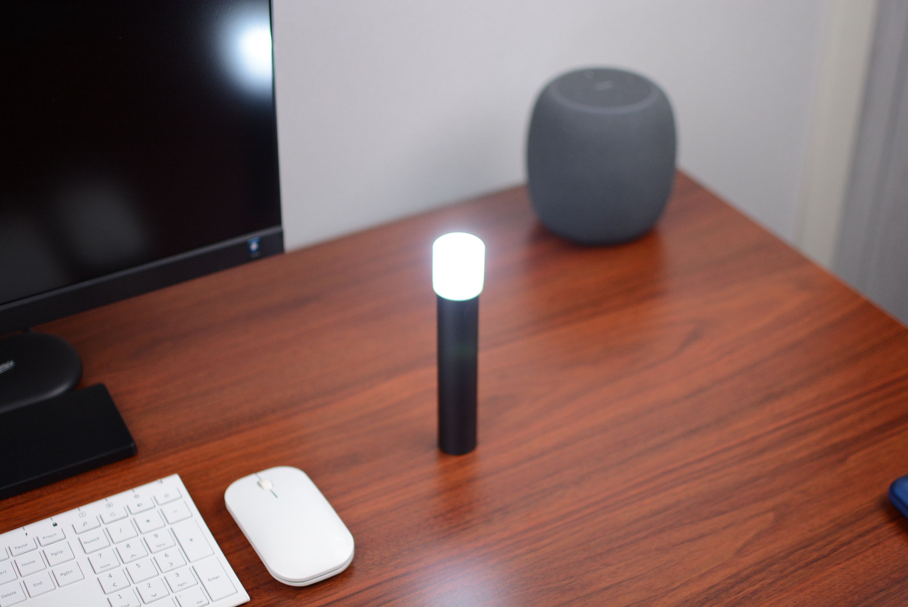 紫米手电筒和极蜂手电筒,小米新款多功能手电筒