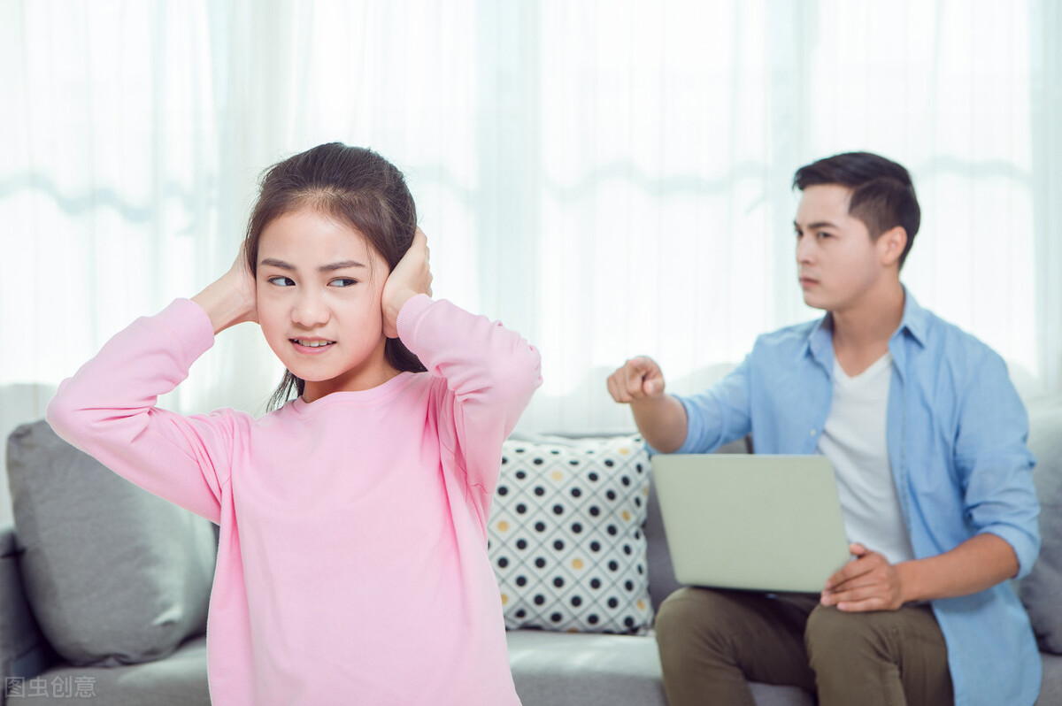 3岁小孩叛逆期的原因和解决办法,3岁孩子叛逆还不道歉