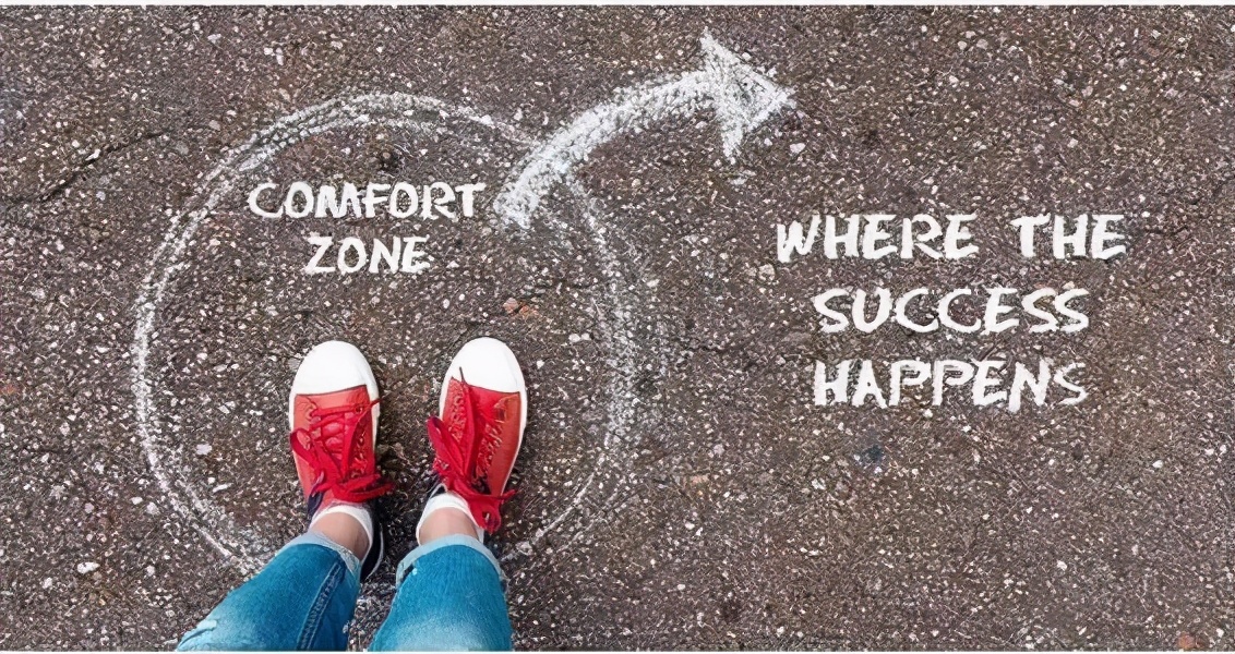 怎样消除恐惧感让内心越来越强大,如何摆脱困境恐惧心理