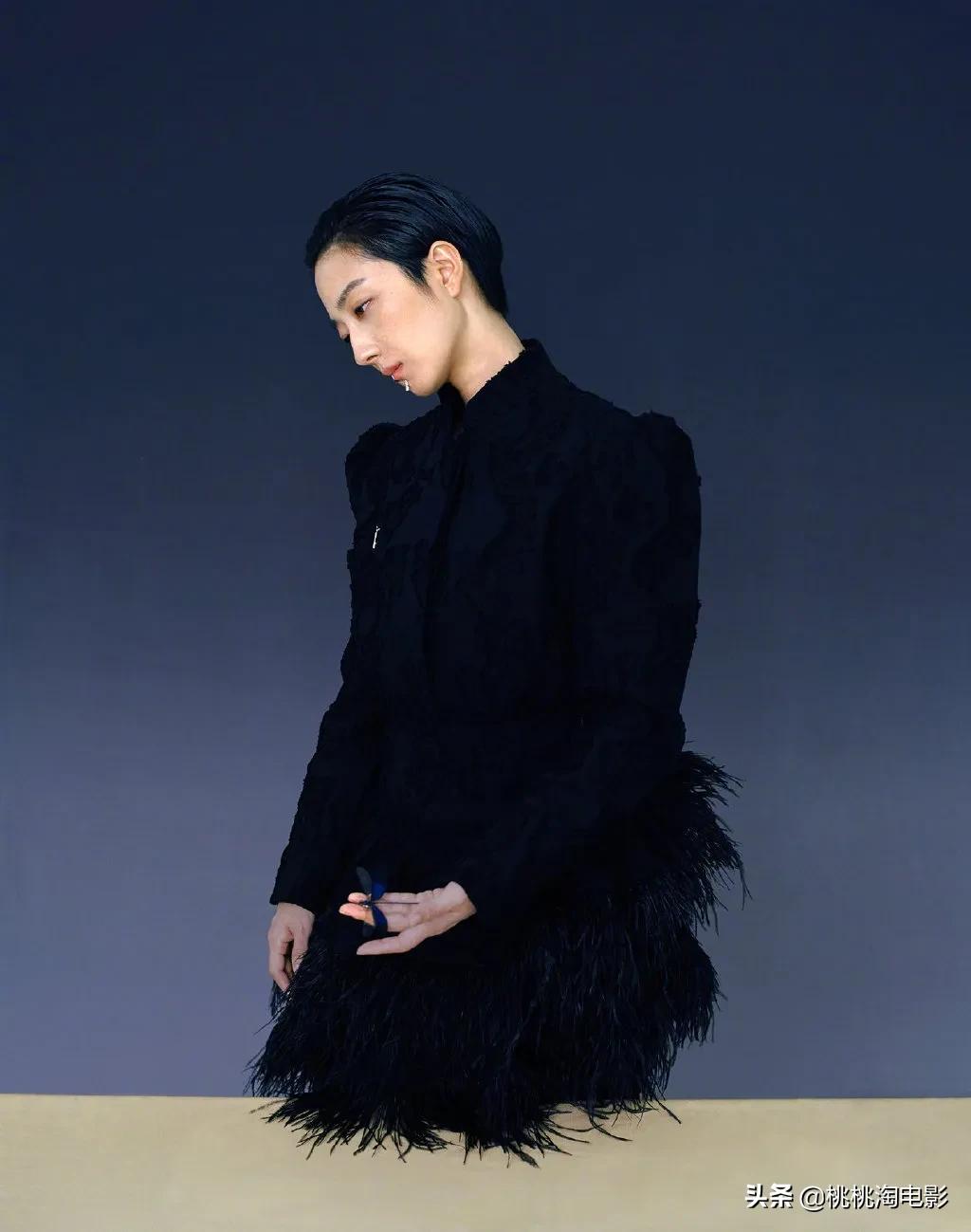 台湾明星桂纶镁时尚写真图片,桂纶镁慵懒生活照