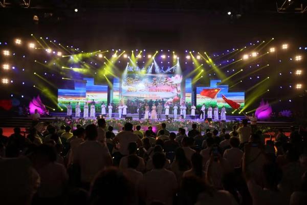 大美微山湖风情荷花节,微山第三十届荷花节湿地嘉年华