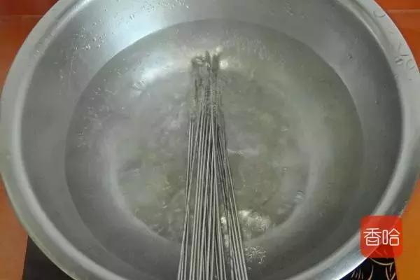 爱吃烤肉的快收藏,教你在家做,味香肉嫩,吃起来特别解馋