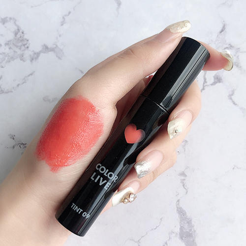 美妆博主推荐好物控油不脱妆,猪猪的美妆推荐