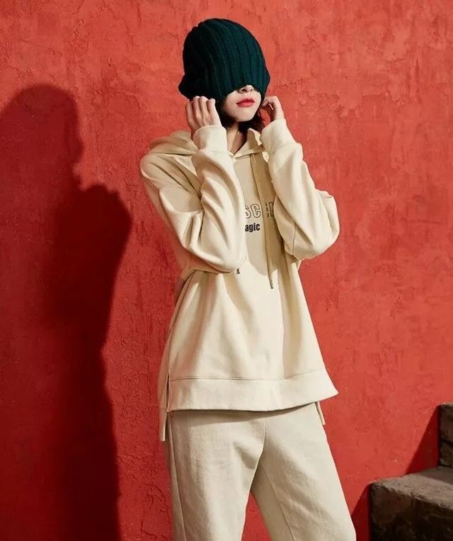 好看质感的卫衣,卫衣长了怎么穿好看