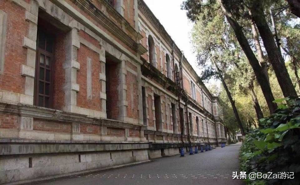 到昆明游玩必去的景点推荐一下,昆明官渡附近景点哪里好玩免费的