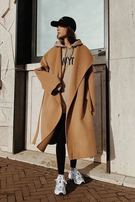 驼色大衣多种风格穿搭攻略,驼色大衣的高级感穿搭示范