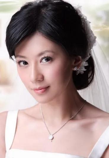 至尊红颜贾静雯在线观看,至尊红颜贾静雯回眸