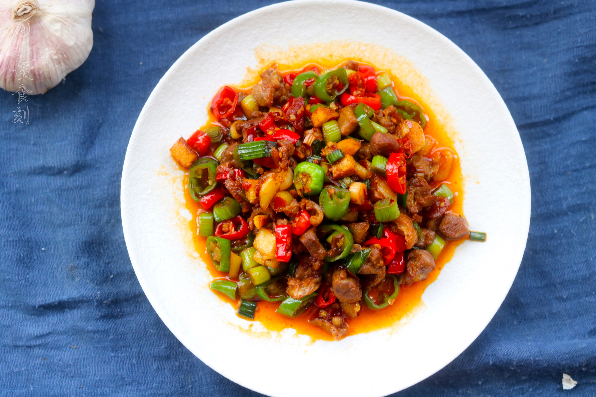 鸭肉怎样炒得不老嫩而且入味,炒鸭子焯完水了怎么做