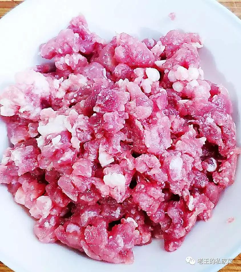 茴香鸡蛋饺做法大全,鸡蛋茴香饺子的制作过程