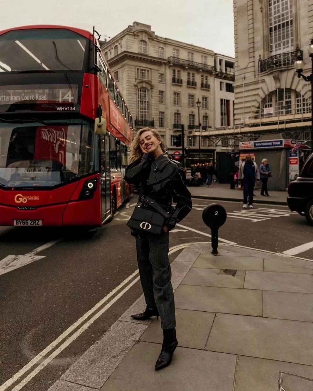 腿粗屁股大的女人有什么讲究,腿粗屁股大的女人适合穿什么鞋