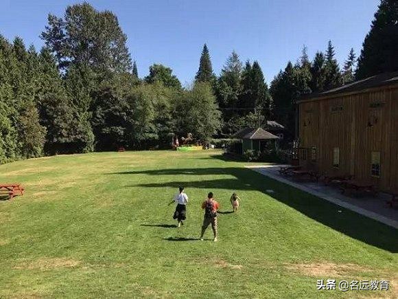 加拿大留学怎么选专业,国外留学物流专业