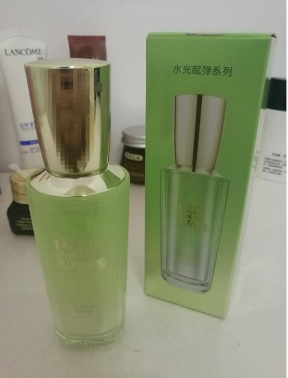 小黑瓶和小绿瓶的精华液哪个好用,小紫瓶精华液第五代和第四代区别