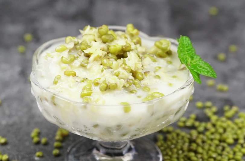 不再是绿豆粥主宰夏天的圣光时刻了!绿豆牛奶配一脸