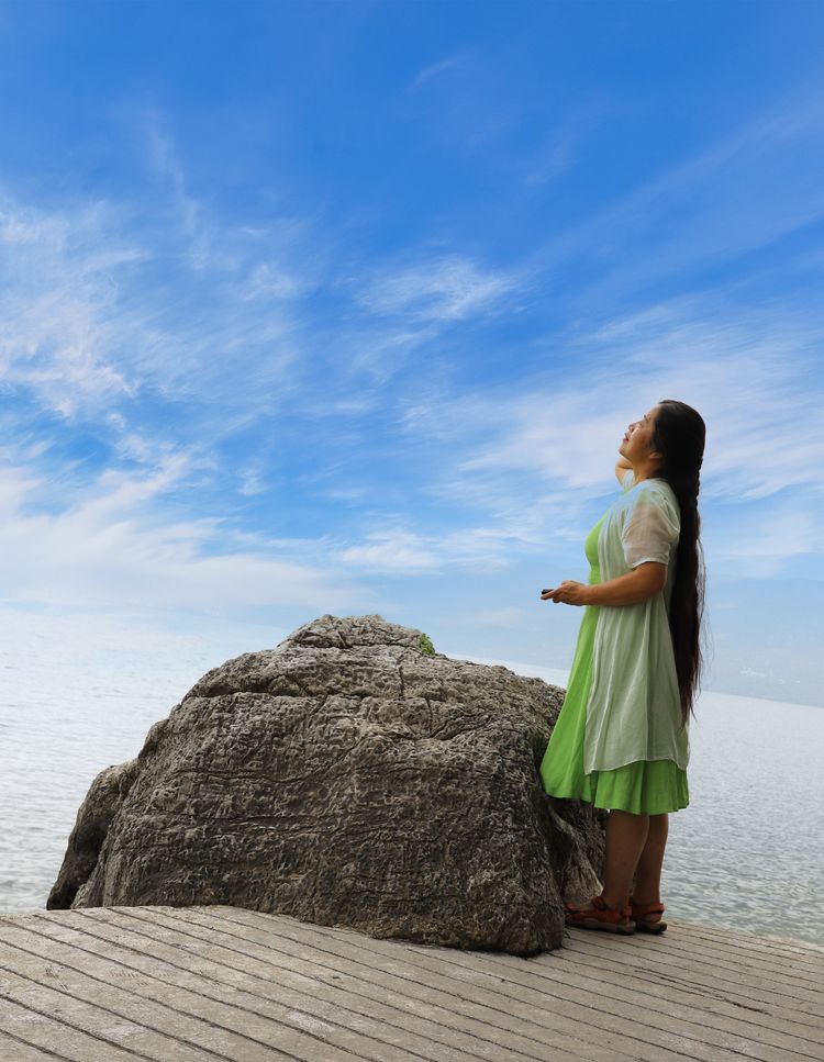 抚仙湖孤山上有什么景点,抚仙湖里的小岛