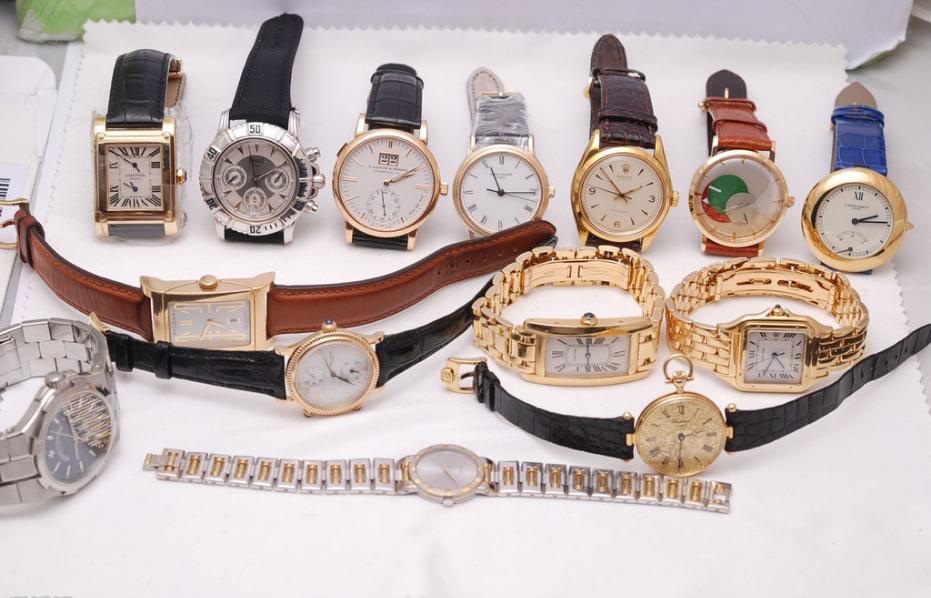 光动能手表防磁和防震吗,手表日常保护