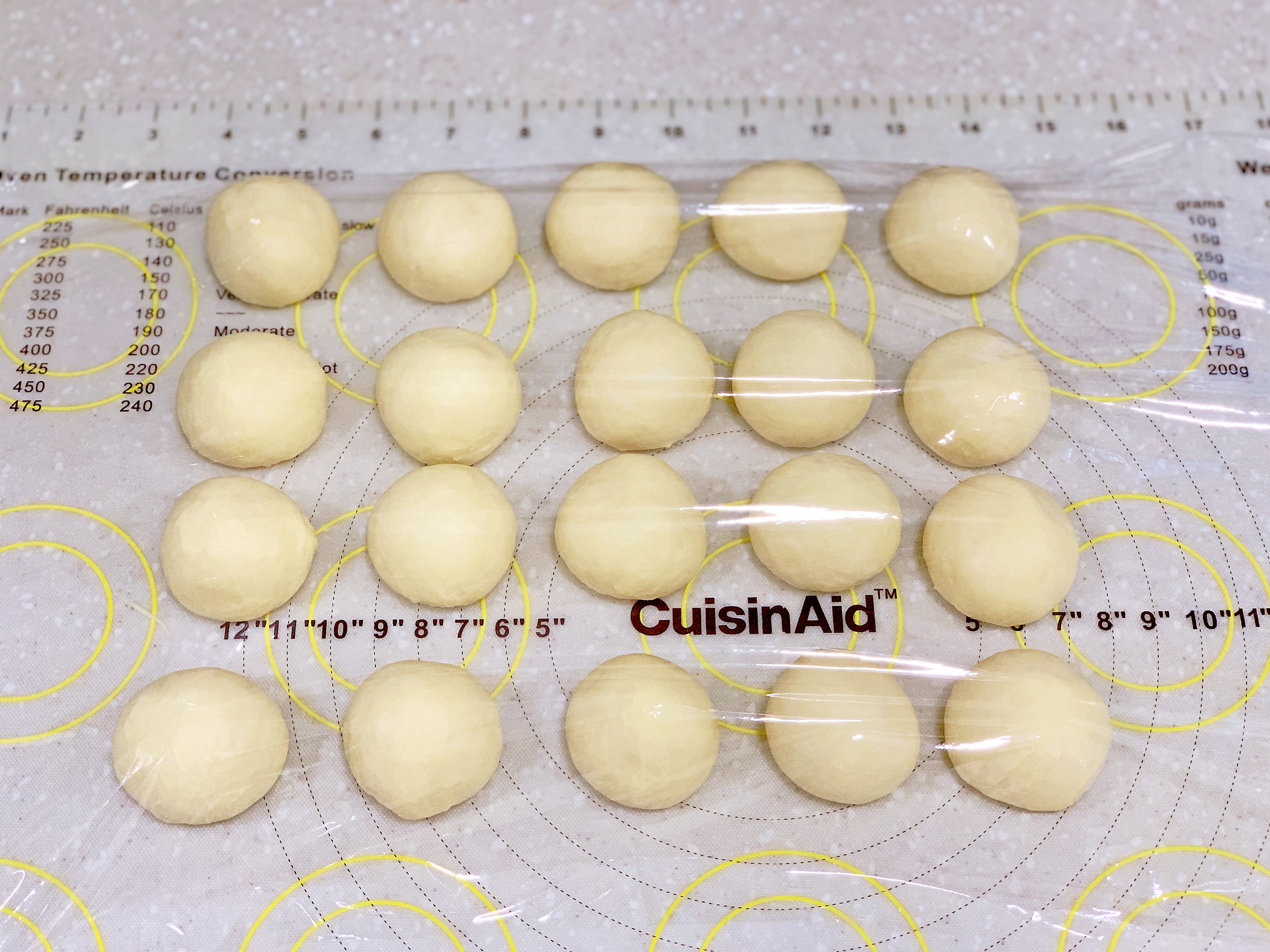 中种淡奶油小餐包,又香又脆奶味浓郁超好吃