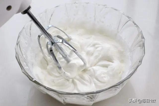 打发蛋糕打蛋器,手动打蛋器可以用筷子打发蛋糕吗