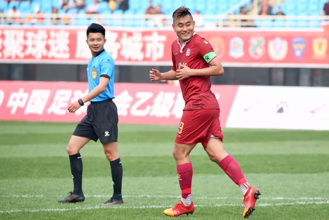 中乙黑马球队,中乙天王山之战