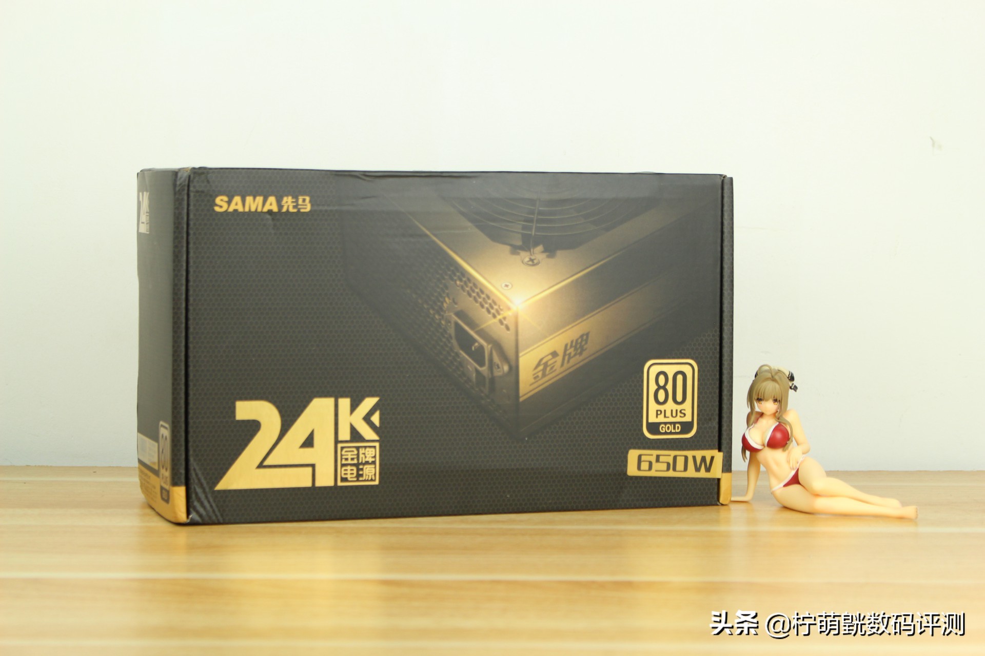 神光侧透不单调，畅快装机不求人易大师神光白色版上机体验