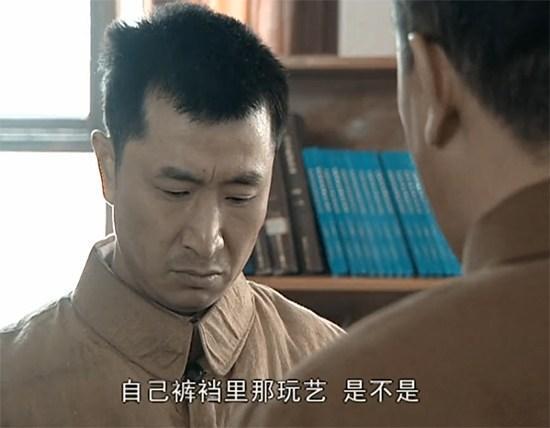 一个喜欢足球的体育老师,我有一个特别喜欢的老师