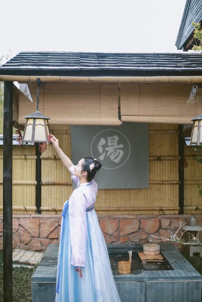 住进风景里温泉酒店,住进风景里旅游度假温泉酒店