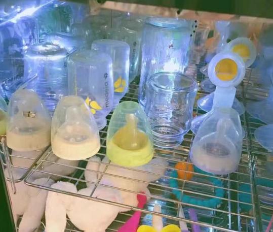奶瓶没清洗干净给宝宝喝奶的危害,宝宝喝奶的奶瓶怎么正确洗干净