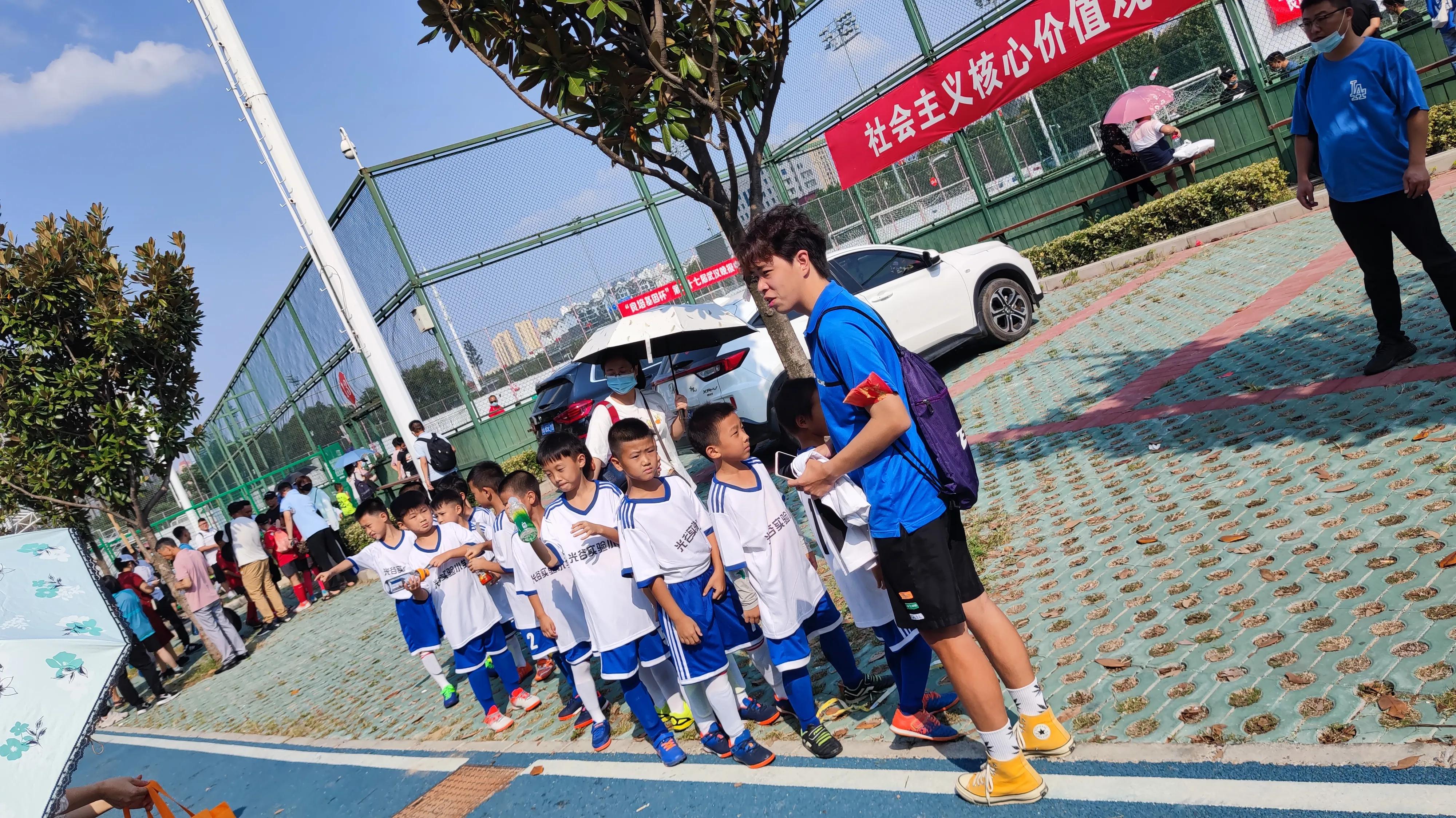 武汉晚报杯足球比赛29届,武汉晚报杯小学足球赛