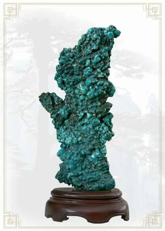 绿松石是一种非常古老的宝石,绿松石的真实历史