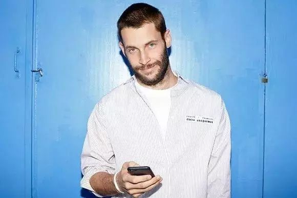 这是一个一看就爱上的法系新浪潮设计品牌|JACQUEMUS