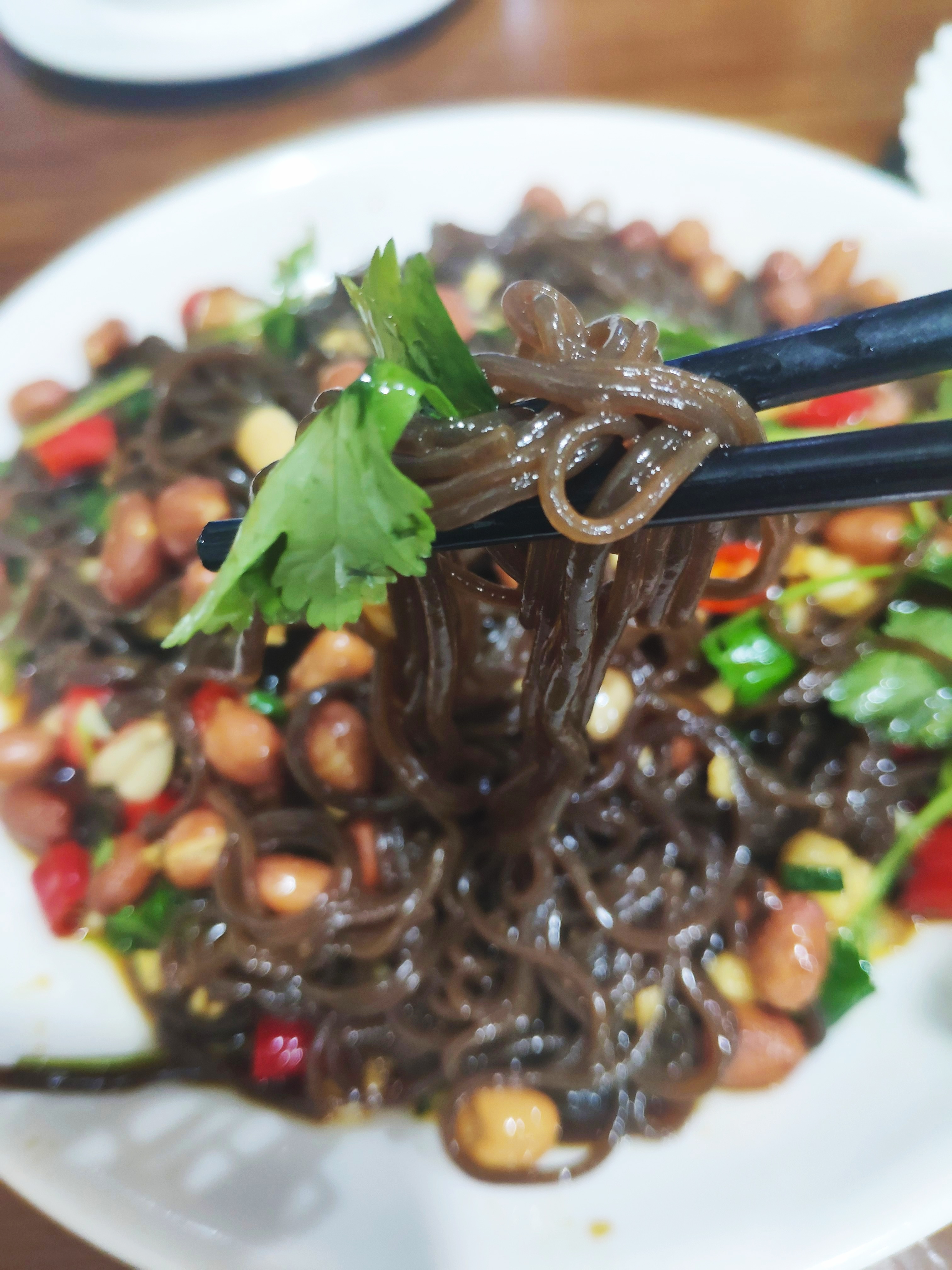 年夜饭下酒菜之凉拌鸡胗,蕨根粉拌凉菜的正确做法视频