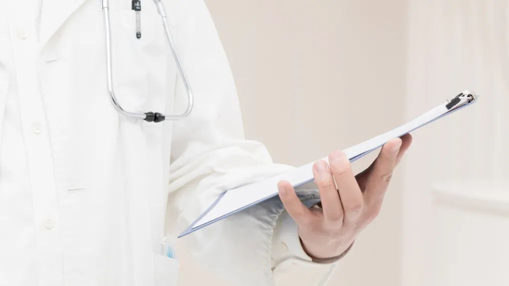 子宫偏小不治疗怀孕容易流产,子宫偏小容易流产怎么办