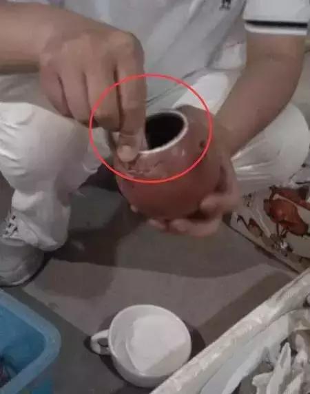 紫砂壶容易被误解的问题,紫砂壶烧制太快后有塌陷痕迹