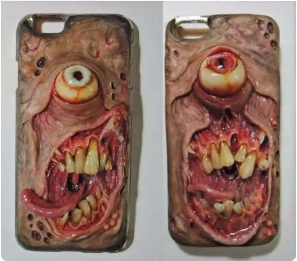 吐槽那些没用的沙雕手机壳 (什么手机壳最沙雕)