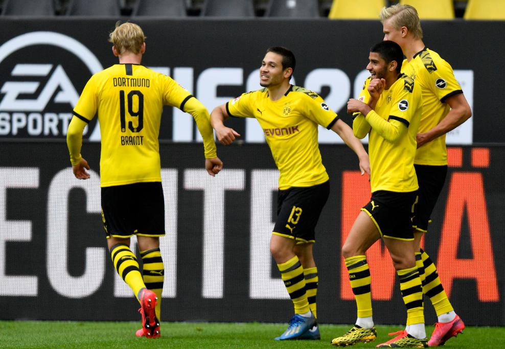 疫情下球员行为大赏：庆祝独自尬舞击掌改碰脚