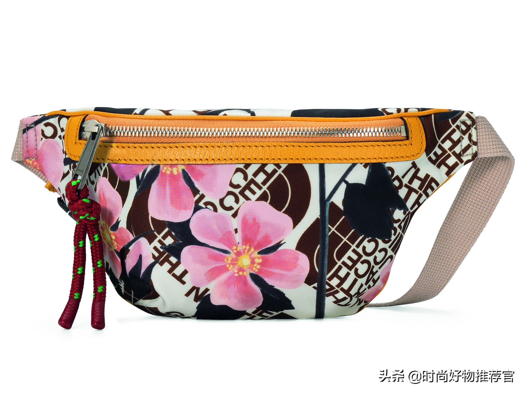 阿迪和gucci联名款包包复古风图片,gucci新包logo会有贴膜