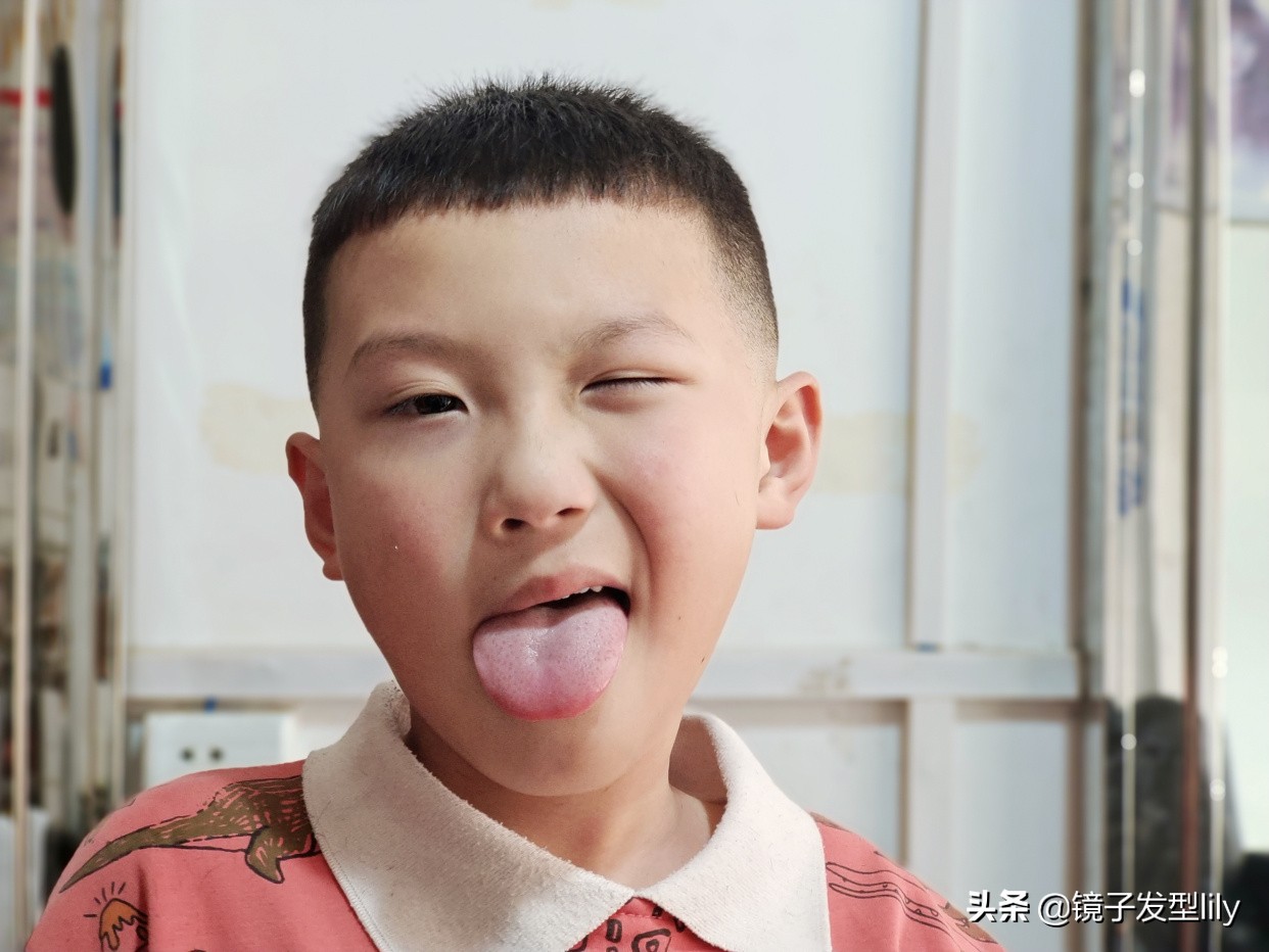 小男孩帅气发型图片大全2020,小男孩帅气发型2020流行图片