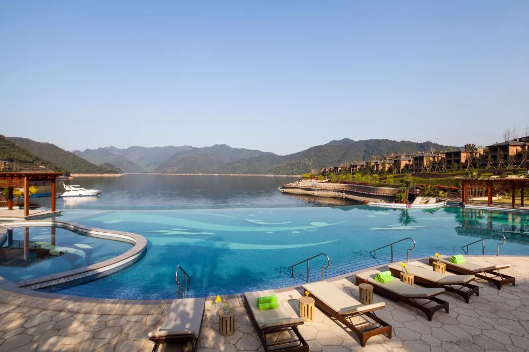 ￥998/2晚-超酷炫船型酒店！直面江湖双景！五星豪华游轮！