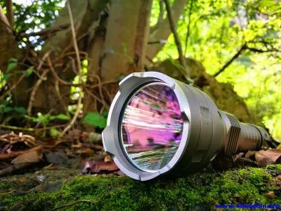 务实去华当行本色—wubenT105远射手电